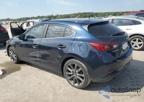 2018 Mazda 3 Touring z USA, uszkodzony, nr VIN 3MZBN1L37JM272076